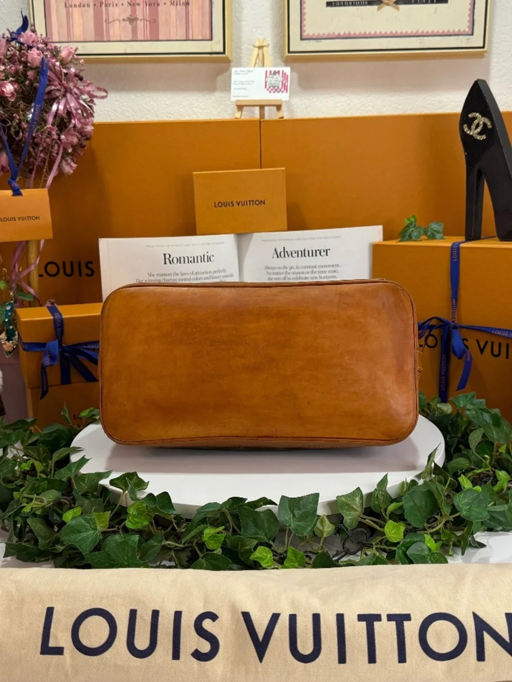 ECLECTIC LOUIS VUITTON MONOGRAM ALMA TOTE! - Picture 16 of 17